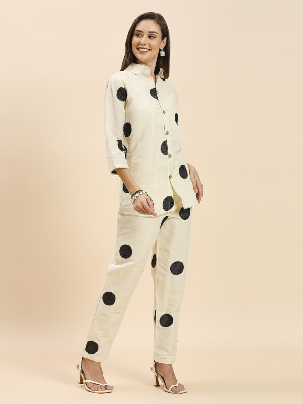New Black Round Design Co-ord Set - Image 3