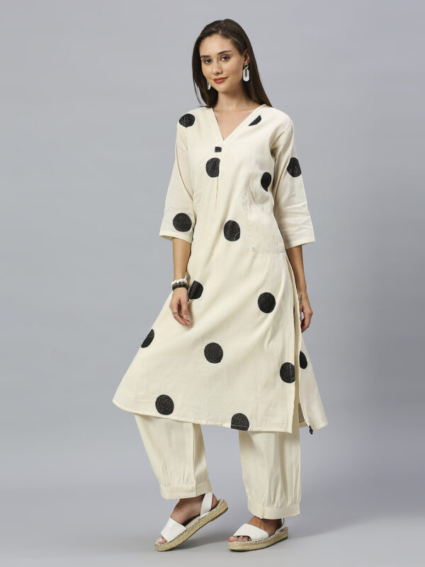 Elegant Black Round Design Kurti - Image 2