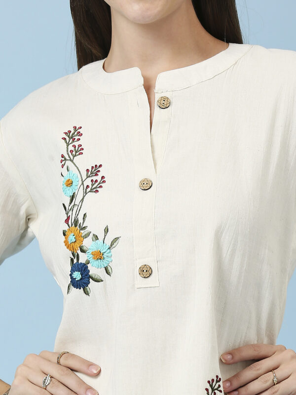 Round Designer Special Collection Arrival Co-ord Set - Image 5
