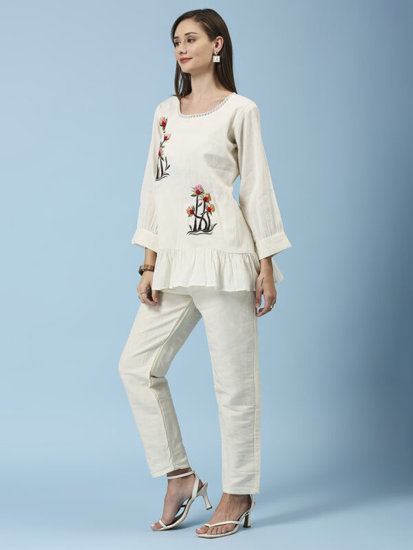 Elegant Embroidered Khadi Co-ord Set - Image 2