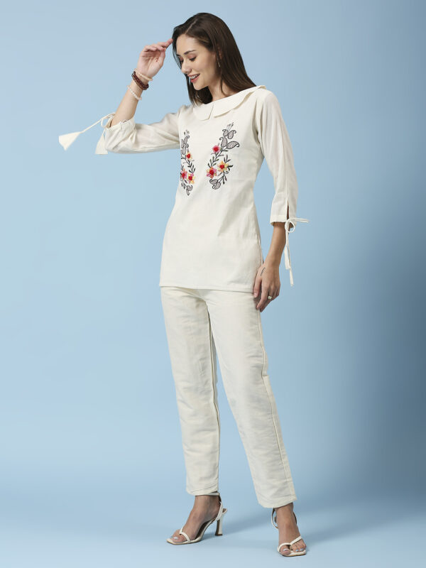 Collar With Black Design Co-ord Set - Image 2