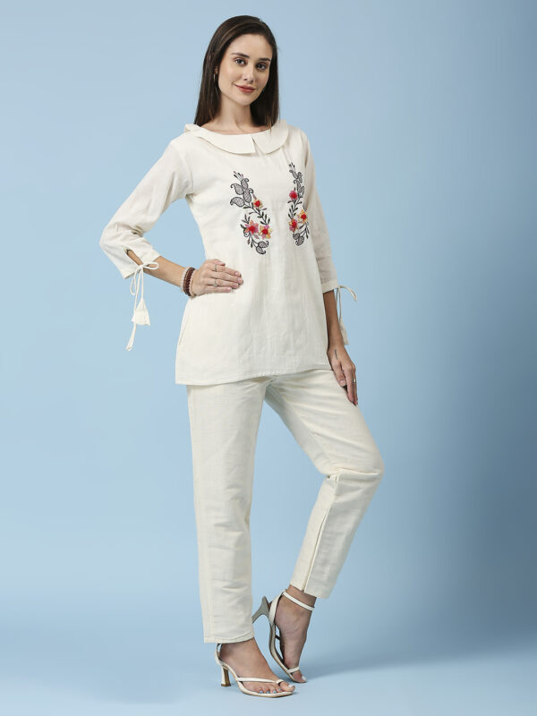 Collar With Black Design Co-ord Set - Image 3