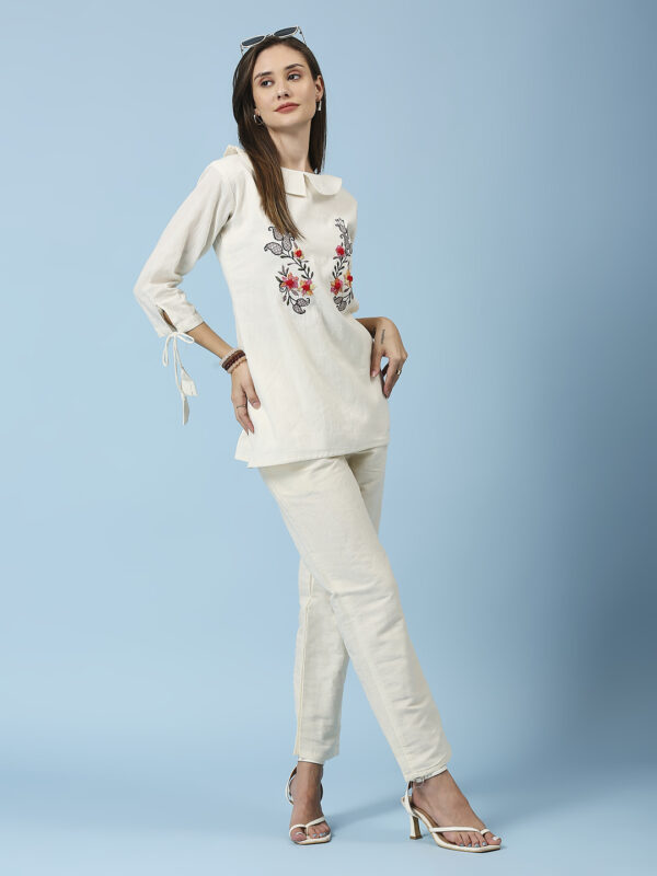 Collar With Black Design Co-ord Set - Image 6