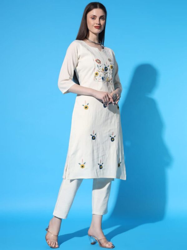 Handcrafted Khadi Cotton Kurti Pant With Duppta Set - Image 3