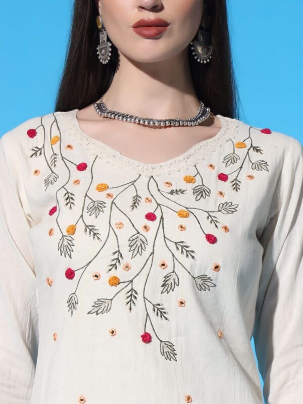Flower Desgin Khadi Cotton Kurti Pant With Duppta  Set - Image 4