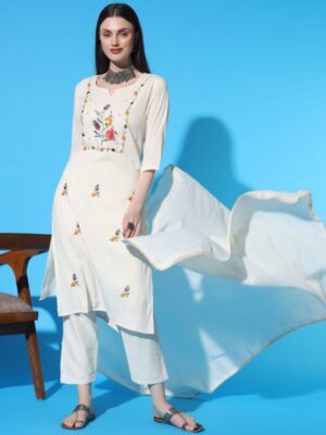 Elegance in Khadi Embroidered Cotton Kurti Pant And Duppta Set