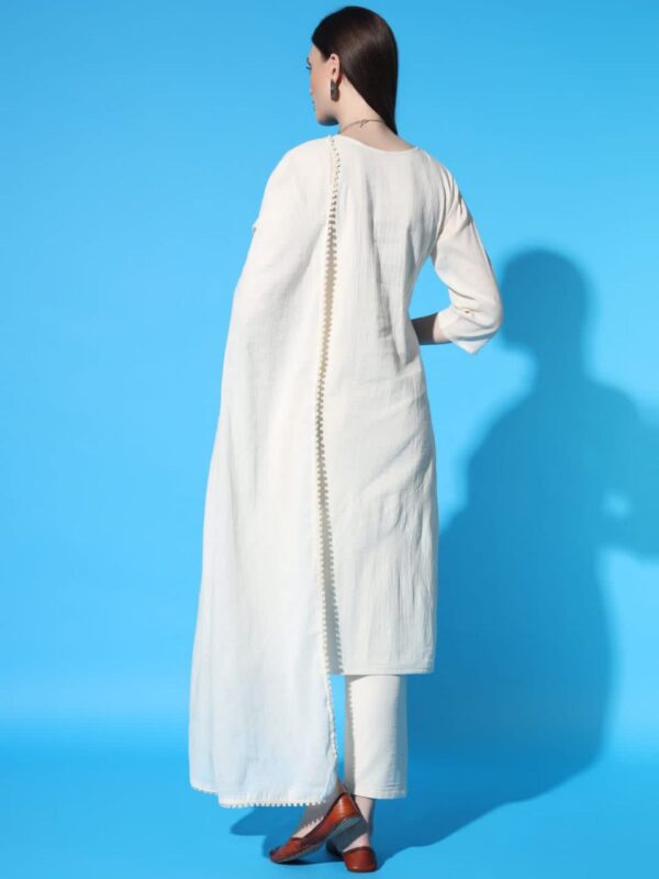 Elegance in Khadi Embroidered Cotton Kurti Pant And Duppta Set - Image 2