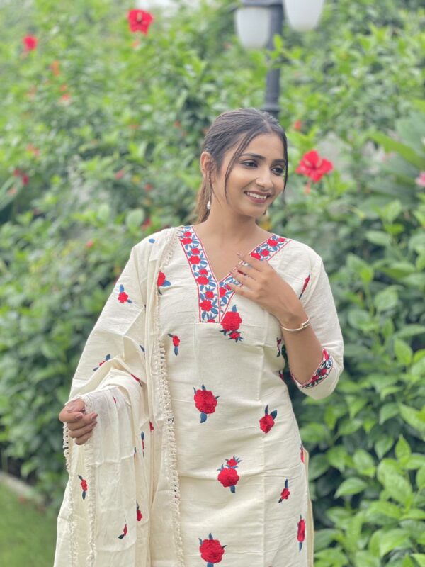 Red Flower Designer Kurti Set - Image 3