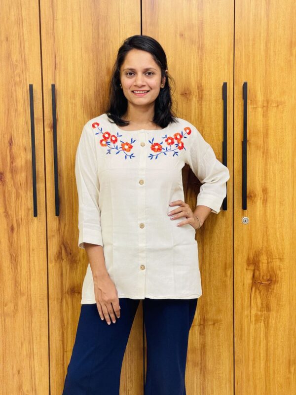 Flowerl Elegance Khadi Tunic
