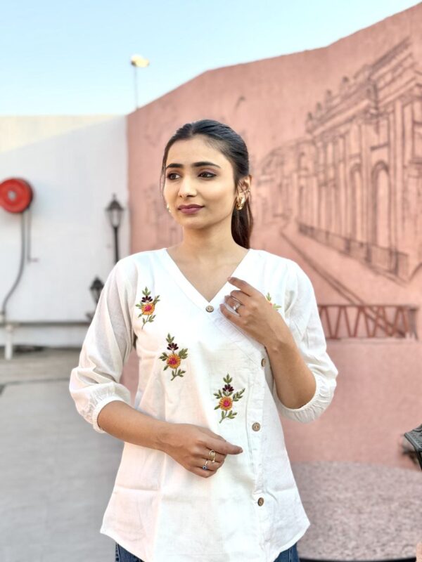 Elegant Khadi Cotton V-Neck Top - Image 3
