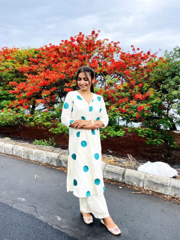 Rama Colour Round Design Kurti