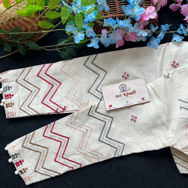 Khadi Cotton Zig Zag Line Full Seleeve Blouse - Image 3