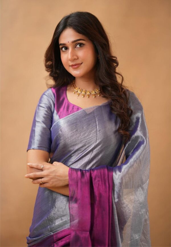 Tissue Cotton Half/Half Desginer Saree - Image 8