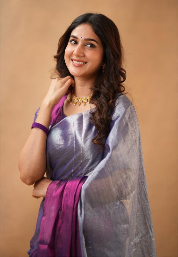 Tissue Cotton Half/Half Desginer Saree - Image 9