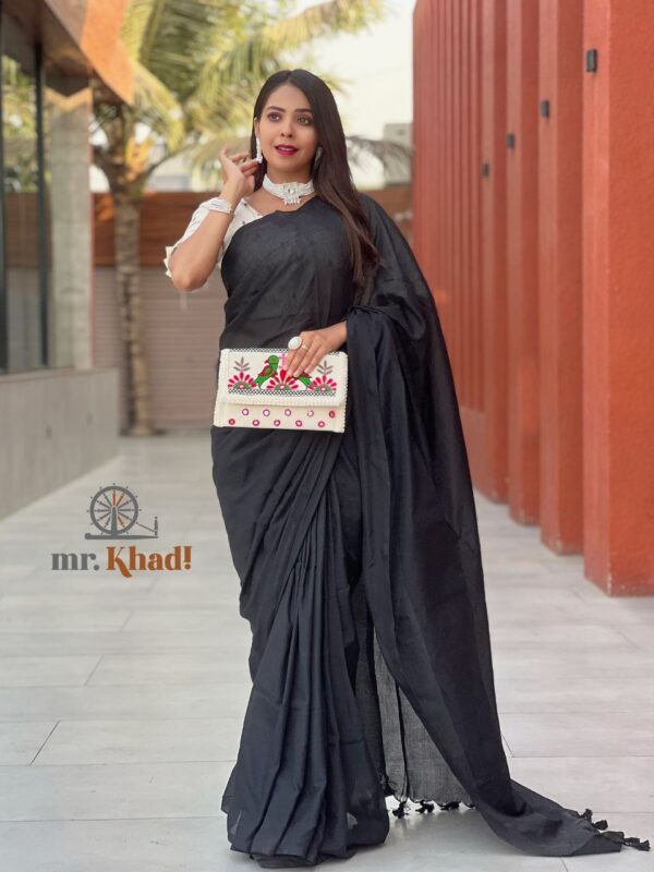 Khadi Cotton Saree With A Shreenathji Patch Designer Blouse With Handmade Purse Combo - Image 3