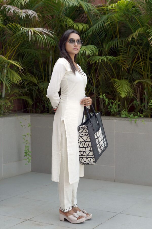Khadi Cotton Foli Mirror V Neck Kurti And Pant Set - Image 3